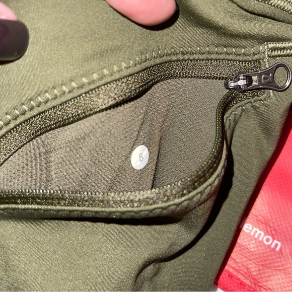LuLuLemon❄️Winter❄️First Mile Tech Leggings. Olive. Sz 8 - Picture 9 of 11